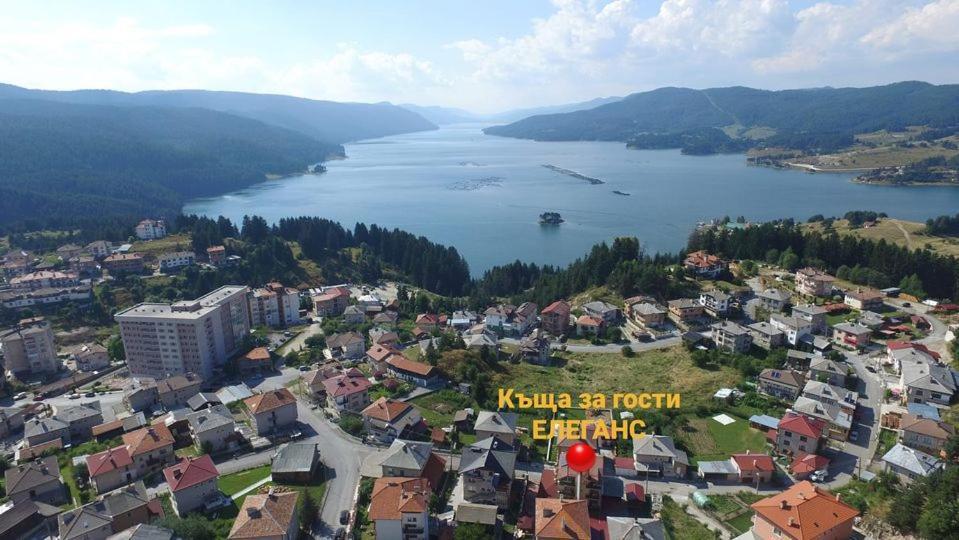 Елеганс Къща За Гости Dospat Exterior foto